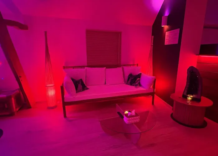 L'amethyste Отель для свиданий Crisnee